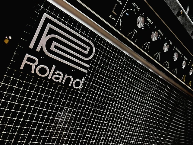セッションスタジオ アンプ Roland JC40
